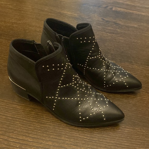 Booties with studs - Picture 2 of 5